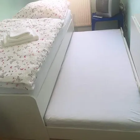 Апартаменты Loft Svahova 6